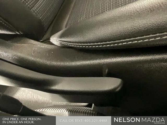 2024 Buick NV Preferred FWD