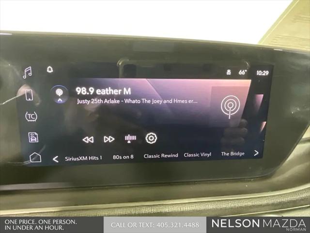 2024 Buick NV Preferred FWD