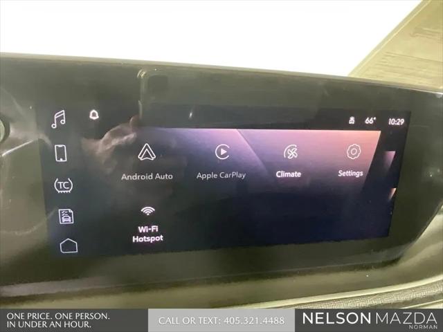 2024 Buick NV Preferred FWD