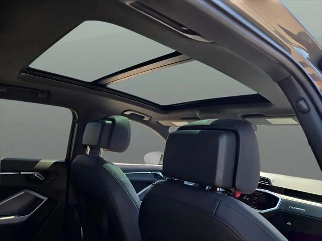 2023 Audi Q3 Premium 45 TFSI S line quattro Tiptronic