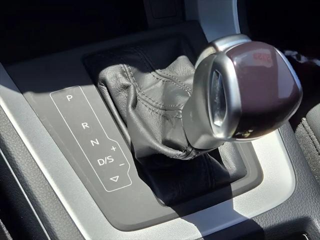 2023 Audi Q3 Premium 45 TFSI S line quattro Tiptronic