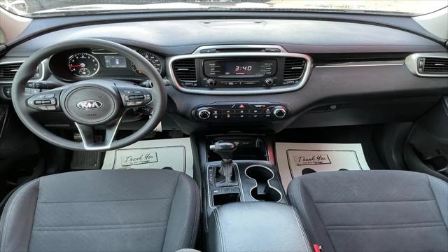 2016 Kia Sorento 2.4L LX