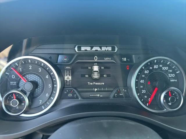 2026 Ram 1500 Warlock Crew Cab 4x4 5'7" Box