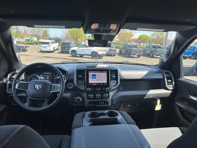 2026 Ram 1500 Warlock Crew Cab 4x4 5'7" Box