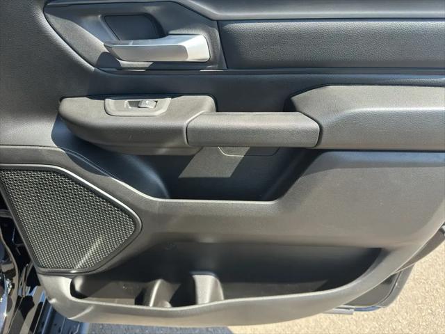 2026 Ram 1500 Warlock Crew Cab 4x4 5'7" Box