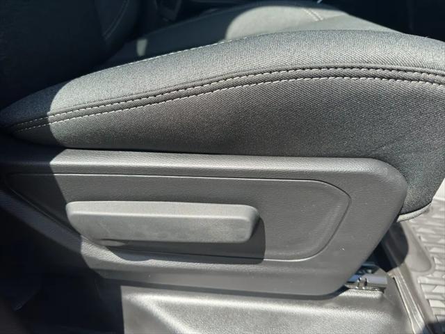 2026 Ram 1500 Warlock Crew Cab 4x4 5'7" Box