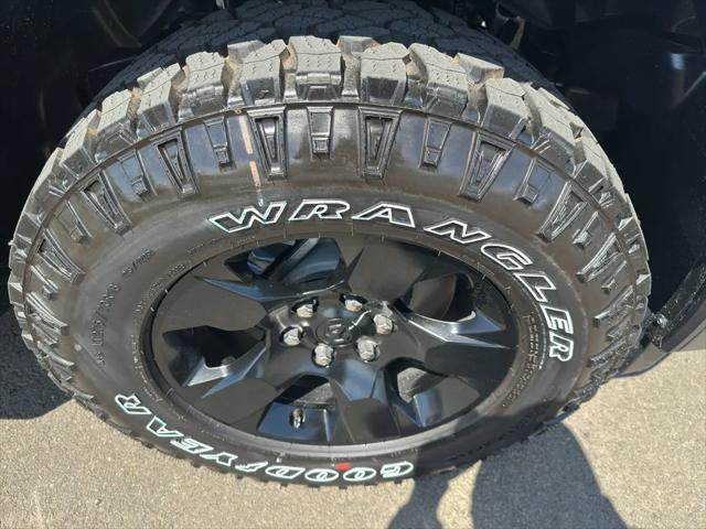 2026 Ram 1500 Warlock Crew Cab 4x4 5'7" Box