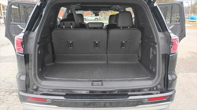 2024 GMC Acadia Denali