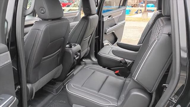 2024 GMC Acadia Denali