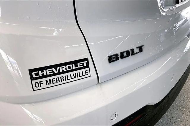 2027 Chevrolet Bolt LT FWD