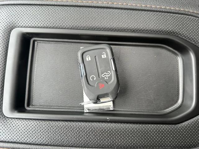 2021 GMC Sierra 1500 4WD Crew Cab Standard Box AT4