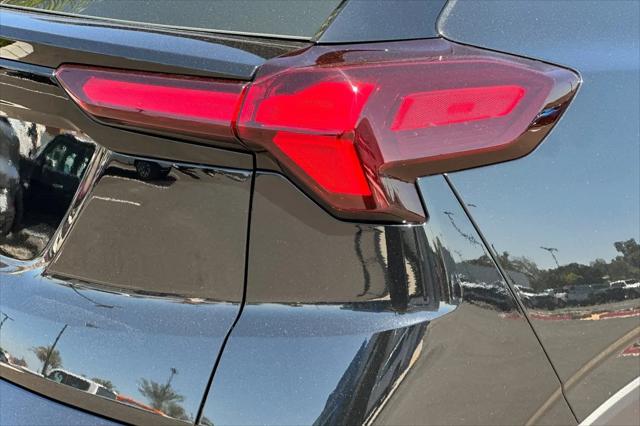 2027 Chevrolet Bolt LT FWD