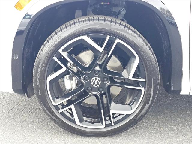 2025 Volkswagen Tiguan 2.0T SEL R-Line