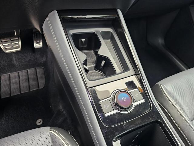 2025 Volkswagen Tiguan 2.0T SEL R-Line