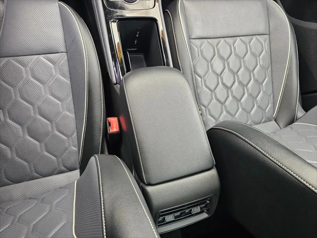 2025 Volkswagen Tiguan 2.0T SEL R-Line