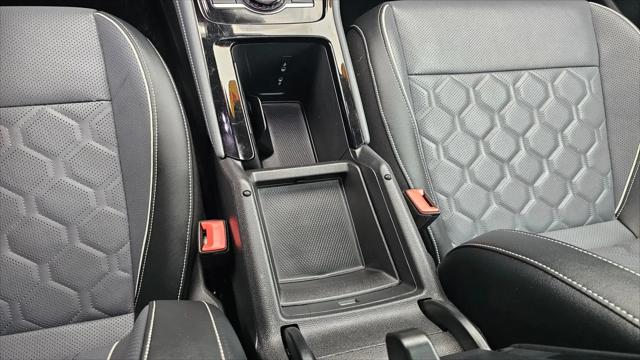 2025 Volkswagen Tiguan 2.0T SEL R-Line