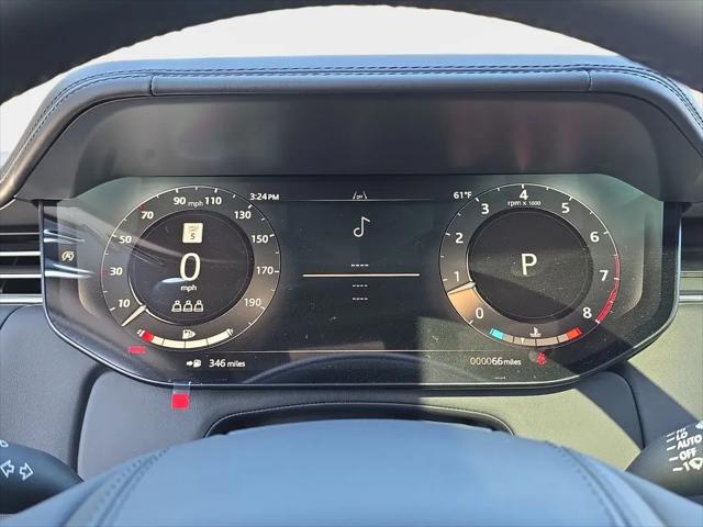2026 Land Rover Range Rover P615 SV