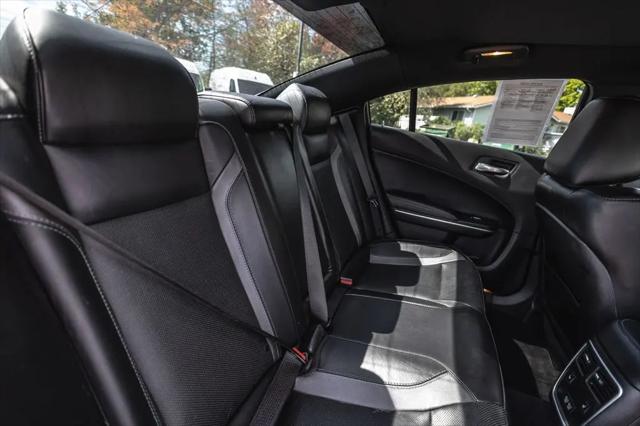 2022 Dodge Charger SXT RWD