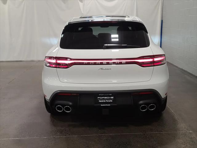 2026 Porsche Macan Macan