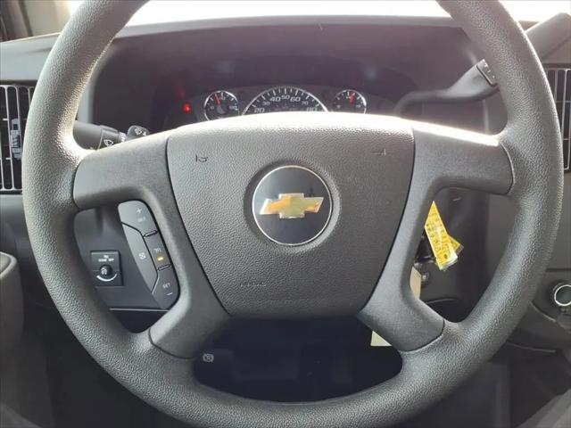 2026 Chevrolet Express Cargo Van 2500 Extended Wheelbase, WT, RWD