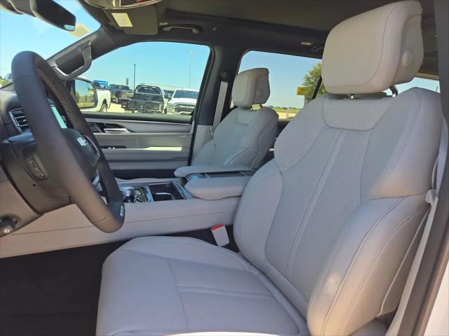 2026 Jeep Grand Wagoneer 4x2