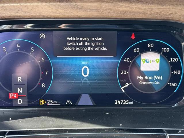 2025 Volkswagen Atlas 2.0T SE w/Technology