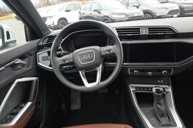 2025 Audi Q3 Premium 45 TFSI S line quattro Tiptronic