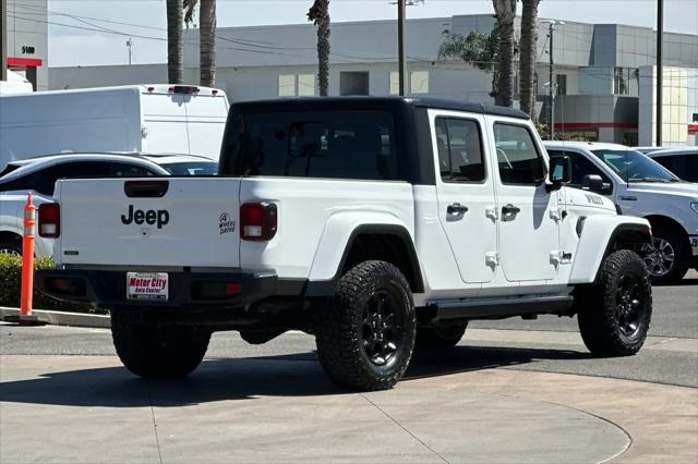 2023 Jeep Gladiator Sport
