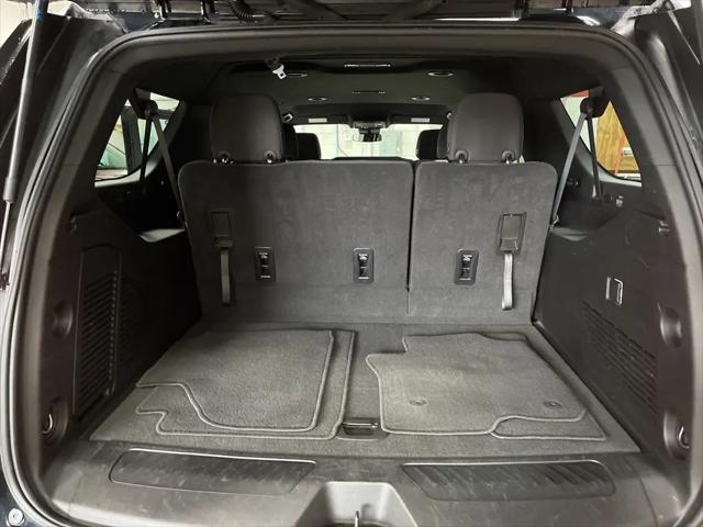2024 GMC Yukon XL SLE