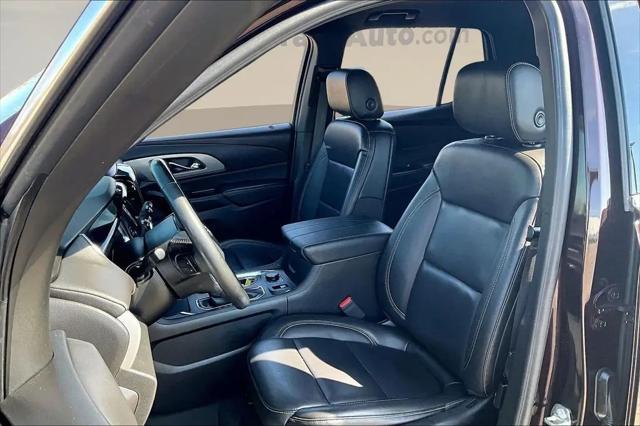 2023 Chevrolet Traverse AWD LT Leather