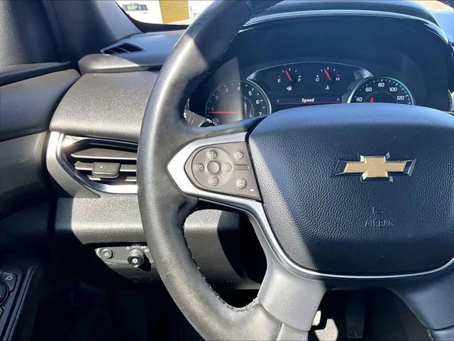2023 Chevrolet Traverse AWD LT Leather