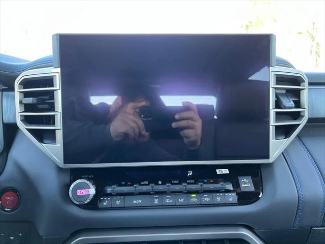 2026 Toyota Tundra Platinum Hybrid CrewMax 5.5' Bed