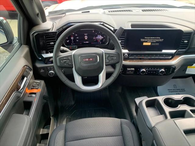 2026 GMC Sierra 1500 Crew Cab, Short Bed, SLE, 4WD