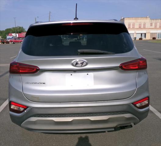 2020 Hyundai Santa Fe SE
