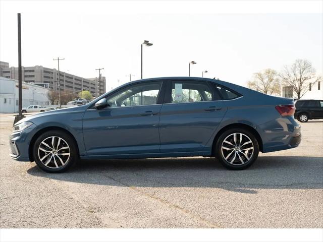 2025 Volkswagen Jetta 1.5T SE
