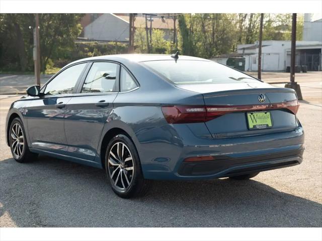 2025 Volkswagen Jetta 1.5T SE