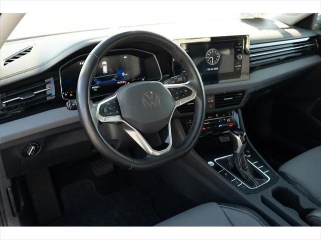 2025 Volkswagen Jetta 1.5T SE