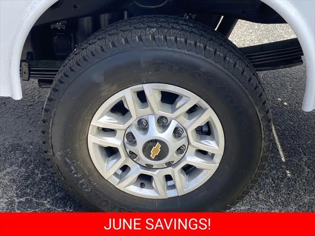 2026 Chevrolet Silverado 2500HD Double Cab, Long Bed, WT, RWD