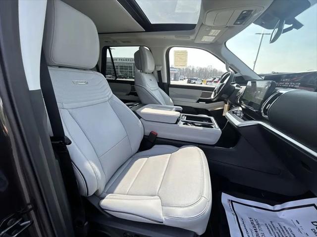 2026 Ford Expedition Platinum