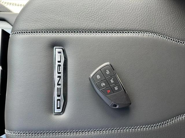 2026 GMC Yukon 4WD Denali