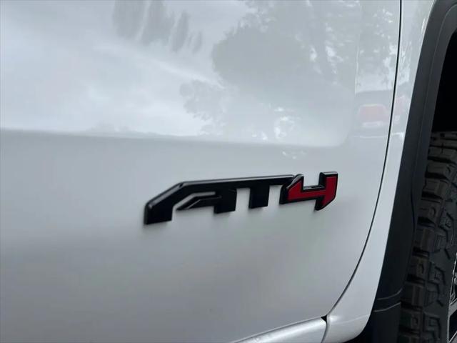 2026 GMC Sierra 1500 Crew Cab, Short Bed, AT4, 4WD