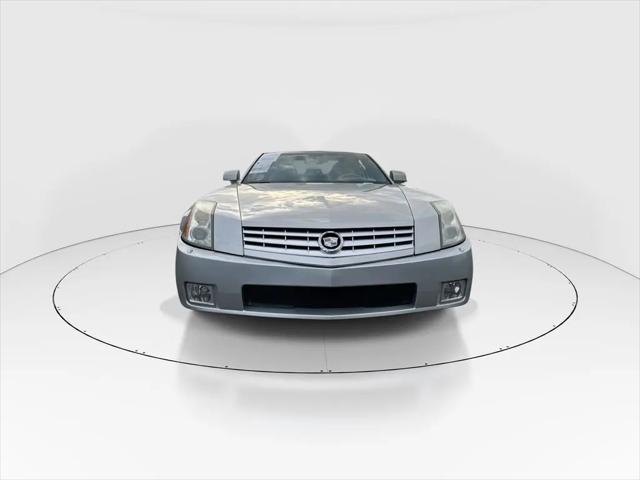 2004 Cadillac XLR Standard