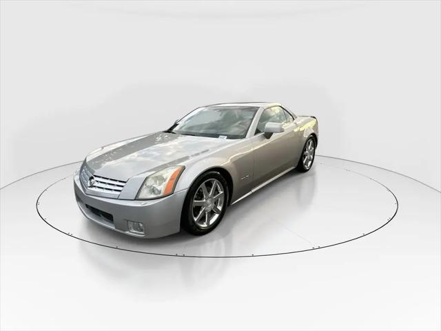 2004 Cadillac XLR Standard