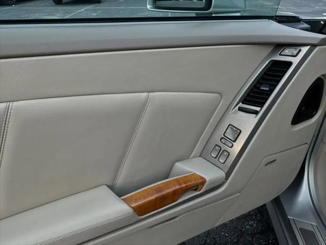 2004 Cadillac XLR Standard