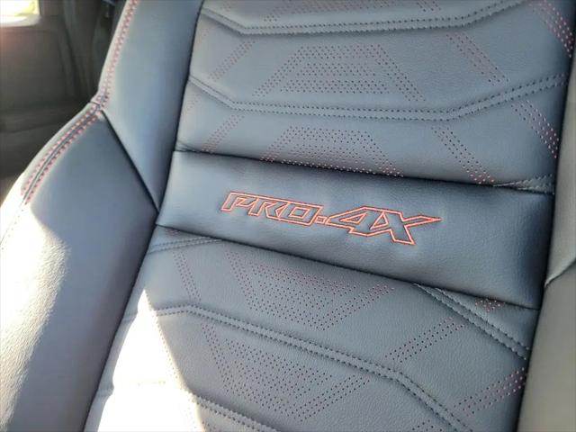 2026 Nissan Frontier Crew Cab PRO-4X 4x4