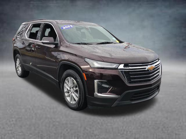 2023 Chevrolet Traverse AWD LT Cloth