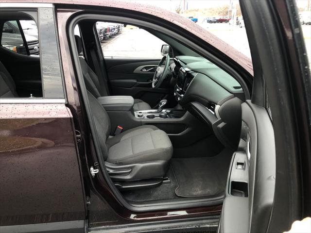 2023 Chevrolet Traverse AWD LT Cloth