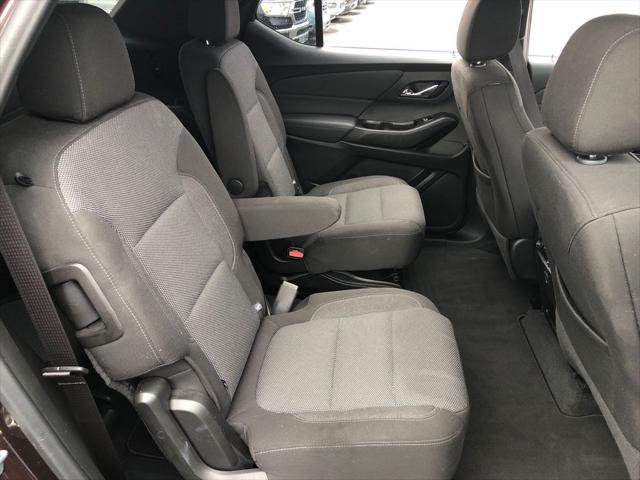 2023 Chevrolet Traverse AWD LT Cloth