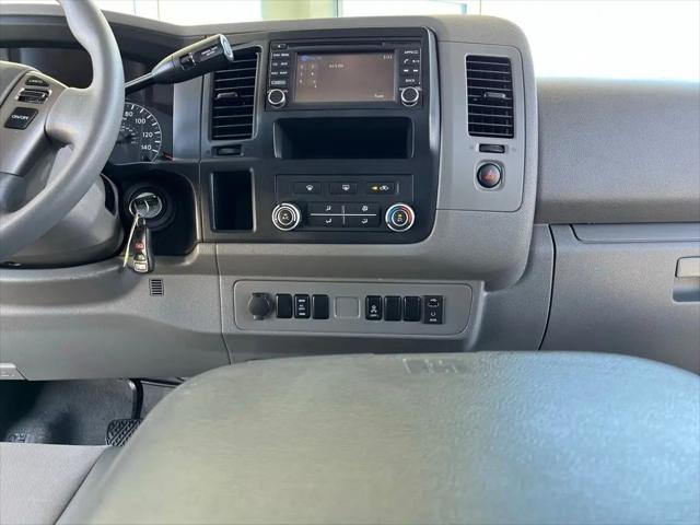 2020 Nissan 3500 SV