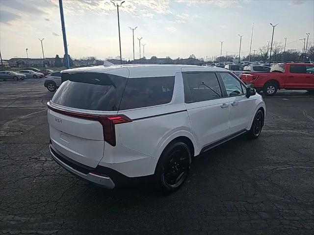 2025 Kia Carnival MPV LXS